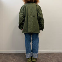 Load image into Gallery viewer, Hunter 6 Pocket Jacket – 90s Deadstock Khaki