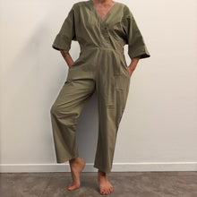 Load image into Gallery viewer, Jumpsuit vintage anni ’80 in cotone color khaki