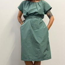 Load image into Gallery viewer, Abito MIDI Weekend Max Mara in Misto Cotone Verde Salvia