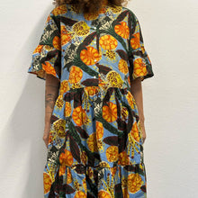 Load image into Gallery viewer, Abito Intrend azzurro – 100% cotone – stampa multicolor