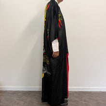 Load image into Gallery viewer, Vintage Souvenir Robe Giapponese Anni '60/'70 Drago Ricamato