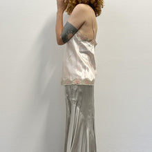 Load image into Gallery viewer, Top sottoveste Vivis – anni ’90 – rosa tea in pura seta