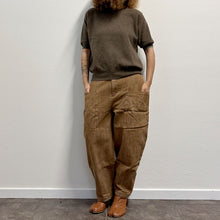 Load image into Gallery viewer, Maglia in lana cioccolato 80s