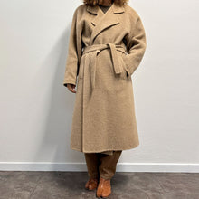 Load image into Gallery viewer, Cappotto Piacenza Cammello doppiato fine 70s