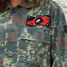 Load image into Gallery viewer, Giacca Military/Workwear Reworked – Pezzo Unico con Patch Giapponesi Vintage