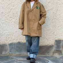 Load image into Gallery viewer, Giacca/Workwear Reworked con Patch Giapponesi Vintage – Pezzo Unico