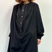 Load image into Gallery viewer, Maxi Abito sartoriale nero tessuto super cashmere Piacenza 80s