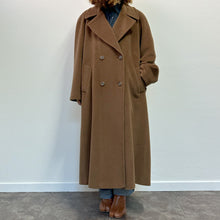 Load image into Gallery viewer, Cappotto color caffe latte 90s