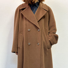 Load image into Gallery viewer, Cappotto color caffe latte 90s