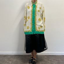 Load image into Gallery viewer, Camicia vintage in crêpe di seta – Stampa barocca anni ’90