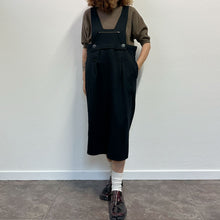Load image into Gallery viewer, Abito salopette made in Japan acquistato a Tokyo