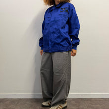 Load image into Gallery viewer, cca/Workwear Reworked con Patch Giapponesi Vintage – Pezzo Unico