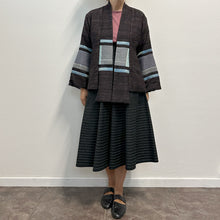 Load image into Gallery viewer, Giacca Damodara in seta indiana