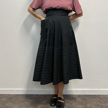 Load image into Gallery viewer, Gonna sartoriale fine ’70s – inizi ’80s,