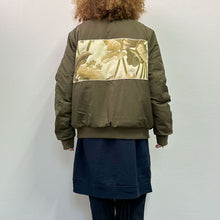 Load image into Gallery viewer, Bomber Monster