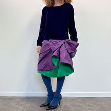 Load image into Gallery viewer, Abito Bow in velluto viola 80s