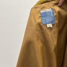 Load image into Gallery viewer, Bomber scamosciato color caramello chiaro – Anni ’90 – Tg 56