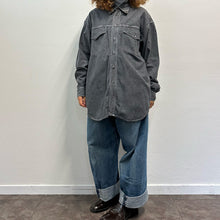 Load image into Gallery viewer, Camicia Versace Jeans Couture – nero – Tg L vintage