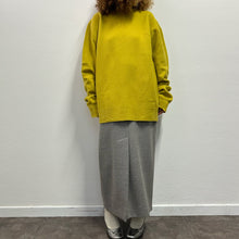 Load image into Gallery viewer, Maglione lana follata coro senape