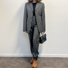 Load image into Gallery viewer, Completo sartoriale e rifinito a mano check grigio