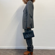 Load image into Gallery viewer, Completo sartoriale e rifinito a mano check grigio