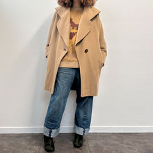 Load image into Gallery viewer, Cappotto Genny by Claude Montana 80s
