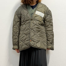 Load image into Gallery viewer, liner militare vintage -pezzo unico