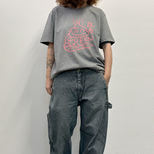 Load image into Gallery viewer, T-Queen light grey