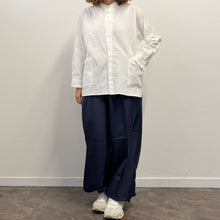 Load image into Gallery viewer, Plantation by Issey Miyake – Camicia vintage bianca con collo coreana
