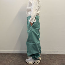 Load image into Gallery viewer, Pantaloni Nikka vintage DEADSTOCK color salvia