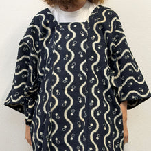 Load image into Gallery viewer, Michiyuki Tradizionale Giapponese Vintage anni ’60 – Indigo/Bianco (Aizome & Kasuri)