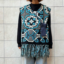 Load image into Gallery viewer, K-COPRIMI gilet nero/azzurro/bianco