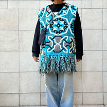 Load image into Gallery viewer, K-COPRIMI gilet nero/azzurro/bianco