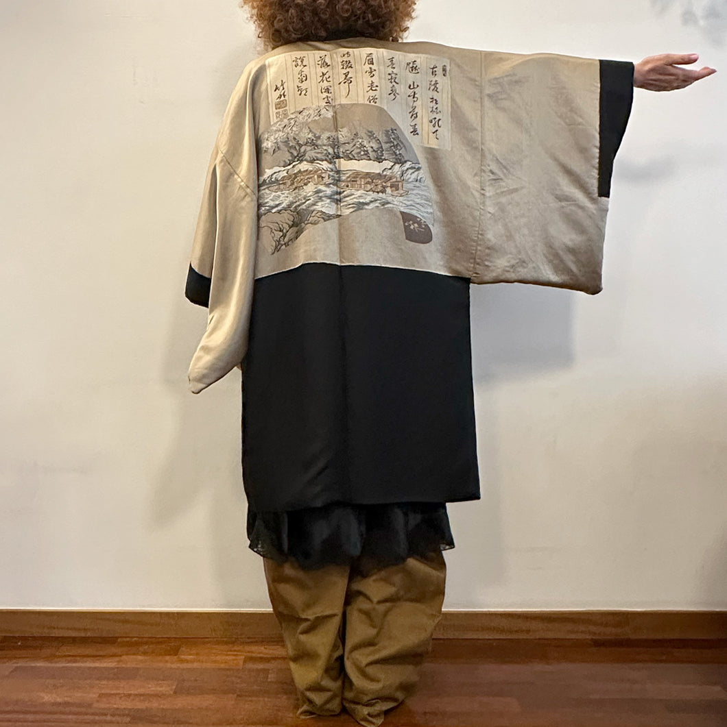 Kimono maschile in seta nero e oro