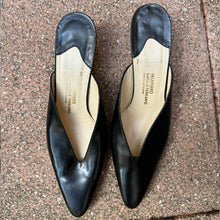 Load image into Gallery viewer, Mules Pancaldi per Ferrario Monte Napoleone 90s