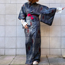 Load image into Gallery viewer, kimono in seta blu con stampe geometriche fine 50s