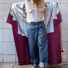 Load image into Gallery viewer, kimono in seta blu con stampe geometriche fine 50s