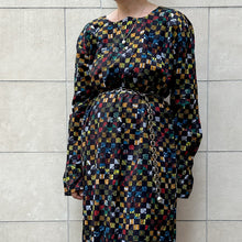 Load image into Gallery viewer, Abito stampa patchwork tradizionale Baye Fall senegalese