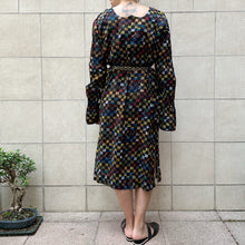 Load image into Gallery viewer, Abito stampa patchwork tradizionale Baye Fall senegalese