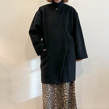 Load image into Gallery viewer, Cappotto Genny by Gianni Versace nero primi 80s

