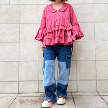 Load image into Gallery viewer, Camicia con balze rosso lampone Y2K