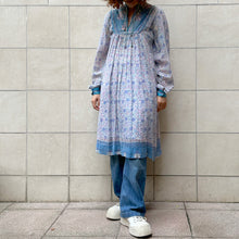 Load image into Gallery viewer, Abito indiano vintage fine 70s