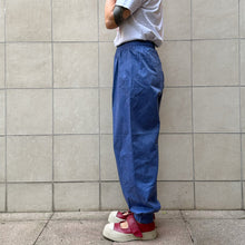 Load image into Gallery viewer, Pantaloni da lavoro  made in  Korea color blu chiaro (denim)
