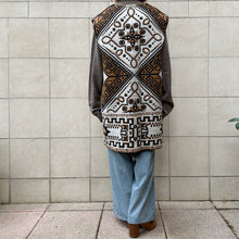 Load image into Gallery viewer, K-Coprimi gilet caramello/bianco/nero