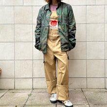 Load image into Gallery viewer, Collezione Kawaii giacca upcycling mimetica nylon riciclato con toppa ANPAMAN