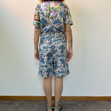 Load image into Gallery viewer, Salopette O'neill bianco e blu 90s