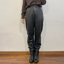 Load image into Gallery viewer, Pantalone Valentino boutique nappa nero 80s