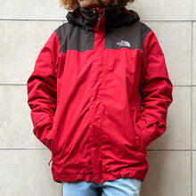 Load image into Gallery viewer, Giacca The North Face color mattone/marrone
