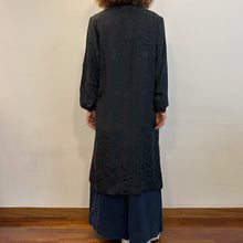 Load image into Gallery viewer, Abito ricamato a mano cinese 80s