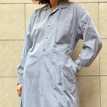 Load image into Gallery viewer, Abito a righe bianco e blu vintage 90s